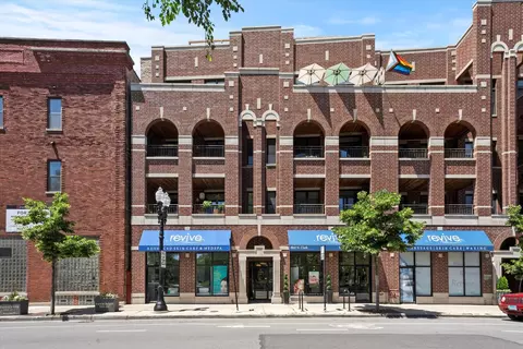 4860 N Clark St #2R, Chicago, IL 60640