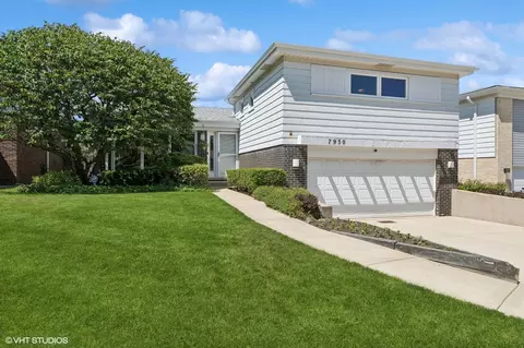 7950 Wilson Ter, Morton Grove, IL 60053