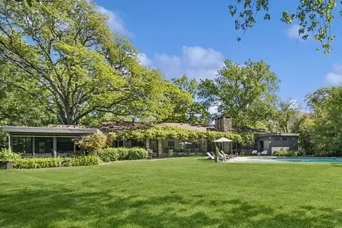 801 Glenview Rd, Glenview, IL 60025