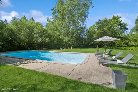 Exterior - 801 Glenview Rd, Glenview, IL 60025 photo 5 of 9