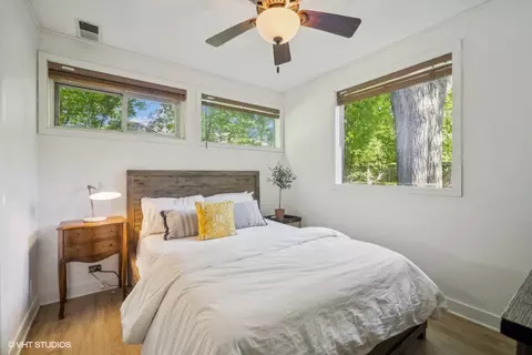 Bedroom - 801 Glenview Rd, Glenview, IL 60025 photo 2 of 3