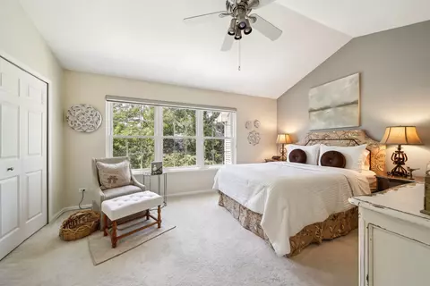 Bedroom - 956 Willow St, Itasca, IL 60143 photo 1 of 3