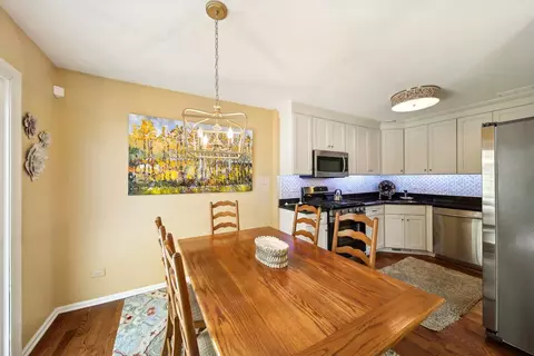 Dining - 956 Willow St, Itasca, IL 60143 photo 1 of 2