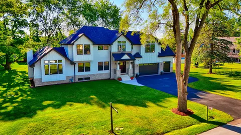 1431 Marion St, Schaumburg, IL 60193