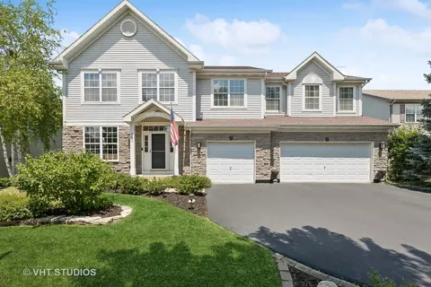 331 Lake Plumleigh Way, Algonquin, IL 60102