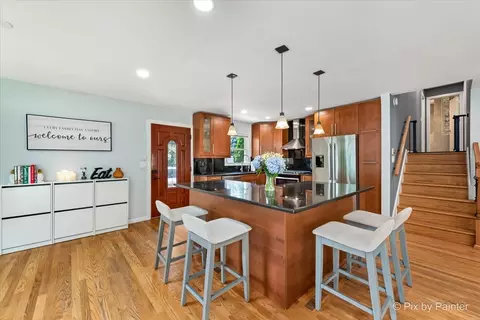 Kitchen - 1434 S 2nd Ave, Des Plaines, IL 60018 photo 1 of 4