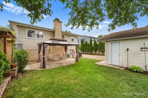 Exterior - 1434 S 2nd Ave, Des Plaines, IL 60018 photo 5 of 7