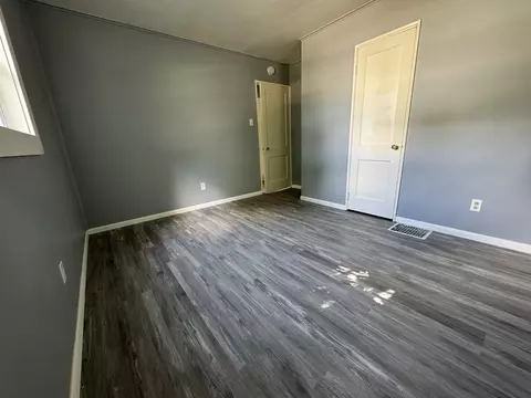 Bedroom - 650 N 10th Ave, Kankakee, IL 60901 photo 4 of 4