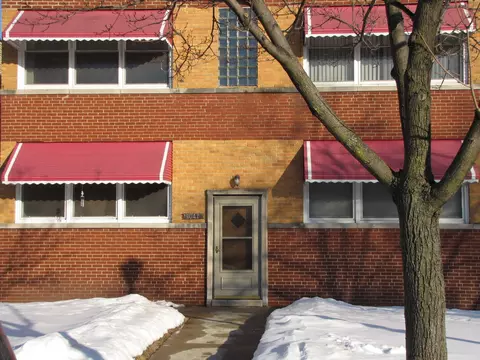 9041 Bronx Ave #1N, Skokie, IL 60077