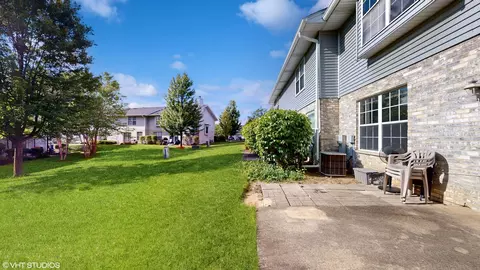 679 N Meadows Blvd, Addison, IL 60101 photo 23