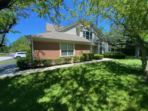 1709 Fairfax Cir #4, Bartlett, IL 60103