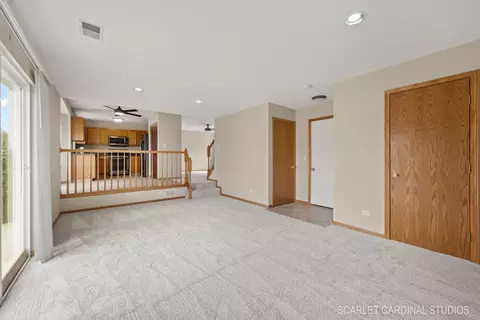 5217 Oakbrook Dr, Plainfield, IL 60586 photo 11