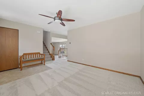 5217 Oakbrook Dr, Plainfield, IL 60586 photo 4