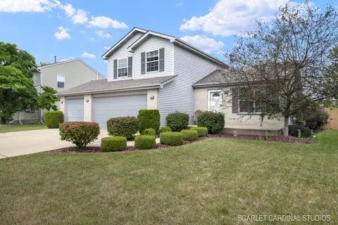 5217 Oakbrook Dr, Plainfield, IL 60586 photo 2
