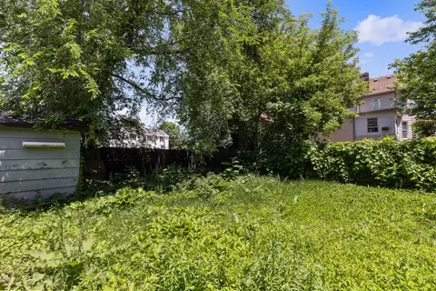 Exterior - 511 S State Ave, Freeport, IL 61032 photo 3 of 5