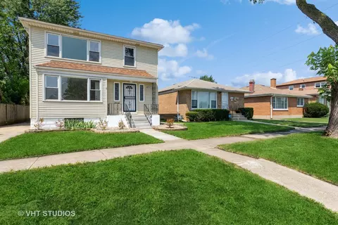 13612 S Wentworth Ave, Riverdale, IL 60827
