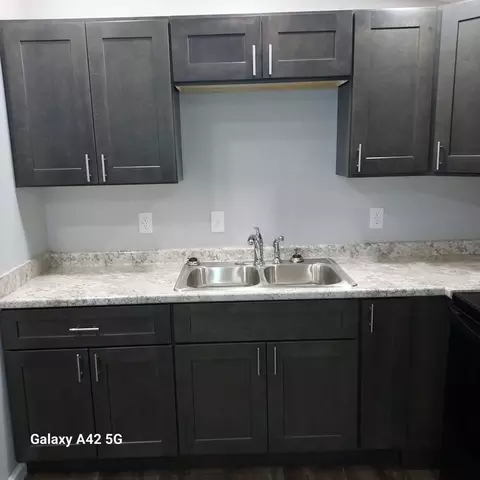 Kitchen - 907 E Fairview Dr, Tuscola, IL 61953 photo 4 of 4