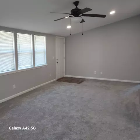 Living - 907 E Fairview Dr, Tuscola, IL 61953 photo 1 of 1