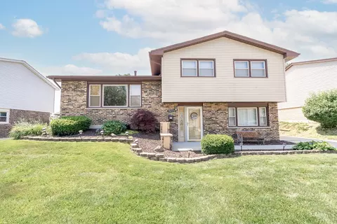 7515 163rd St, Tinley Park, IL 60477