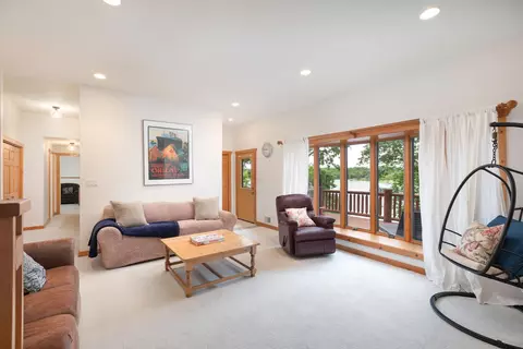 Living - 17-165 Lakeside Dr, Lanark, IL 61046 photo 8 of 9