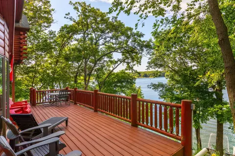 Exterior - 17-165 Lakeside Dr, Lanark, IL 61046 photo 8 of 11
