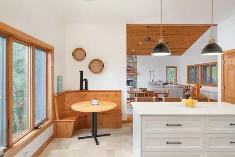 Kitchen - 17-165 Lakeside Dr, Lanark, IL 61046 photo 5 of 8