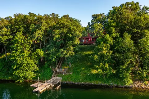 View/Area - 17-165 Lakeside Dr, Lanark, IL 61046 photo 6 of 10