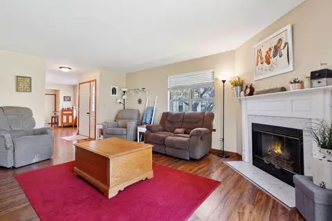 Living - 20829 W Hickory Ct, Plainfield, IL 60544 photo 1 of 2