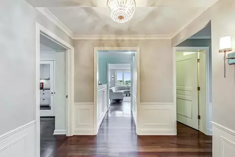 Entry Way - Undisclosed, Chicago, IL 60610 photo 2 of 4