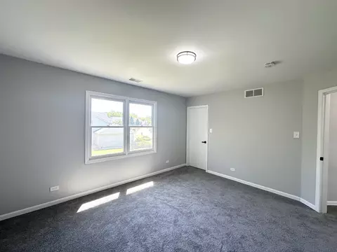 Bedroom - 3711 River Rd, Hazel Crest, IL 60429 photo 1 of 3