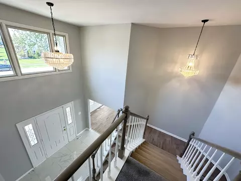 Entry Way - 3711 River Rd, Hazel Crest, IL 60429 photo 1 of 2
