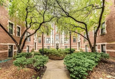 4109 N Sheridan Rd #3N, Chicago, IL 60613