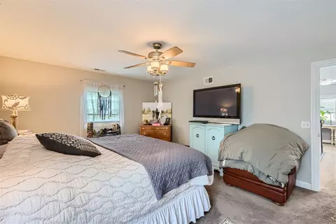 Bedroom - 249 Herrick Rd, Riverside, IL 60546 photo 3 of 5
