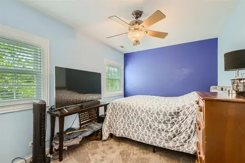Bedroom - 249 Herrick Rd, Riverside, IL 60546 photo 4 of 5