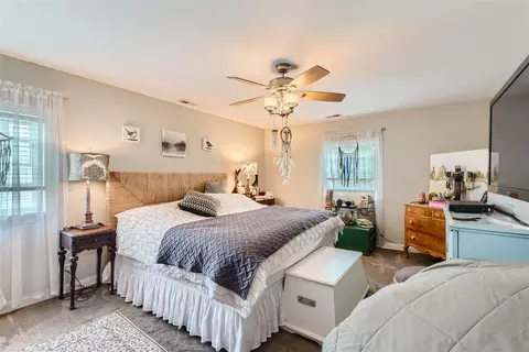 Bedroom - 249 Herrick Rd, Riverside, IL 60546 photo 2 of 5
