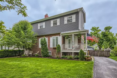 Exterior - 249 Herrick Rd, Riverside, IL 60546 photo 3 of 6