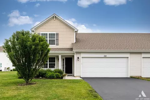 318 Norfolk Ln, Pingree Grove, IL 60140