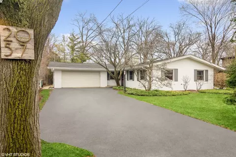 2057 Old Willow Rd, Northfield, IL 60093