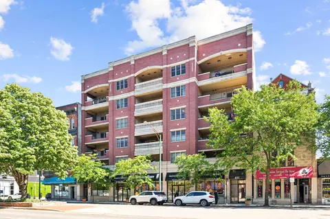 437 W North Ave #405, Chicago, IL 60610