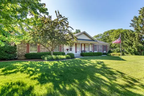 600 Cavin Ave, Winthrop Harbor, IL 60096