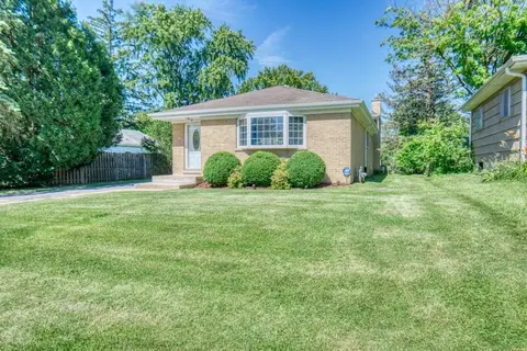 506 N Fulton Ave, Villa Park, IL 60181