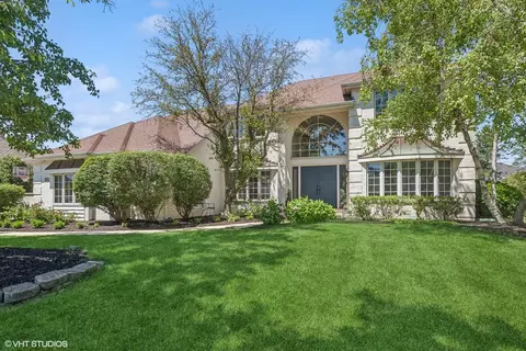 2219 Sable Oaks Dr, Naperville, IL 60564
