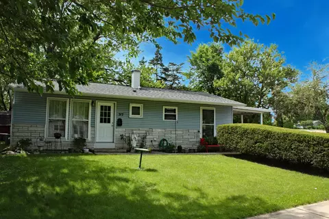 317 Tulsa Ave, Carpentersville, IL 60110