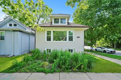 1101 S Lombard Ave, Oak Park, IL 60304