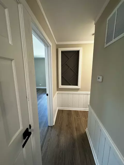 Entry Way - 3302 Saint James St, Rolling Meadows, IL 60008 photo 1 of 3