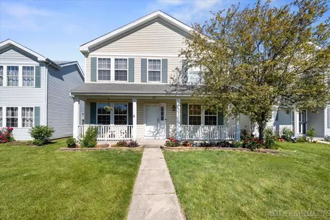 26 Wingate Dr, Oswego, IL 60543