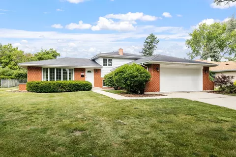 8 S184 Hudson St, Darien, IL 60561