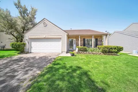 313 Southwood Cir, Streamwood, IL 60107