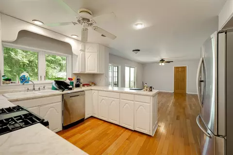 13255 E 1100 North Rd, Chenoa, IL 61726 photo 9