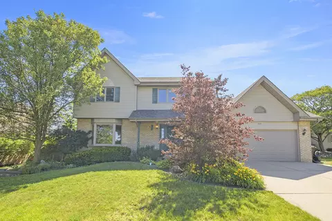662 Vanderbilt Dr, New Lenox, IL 60451